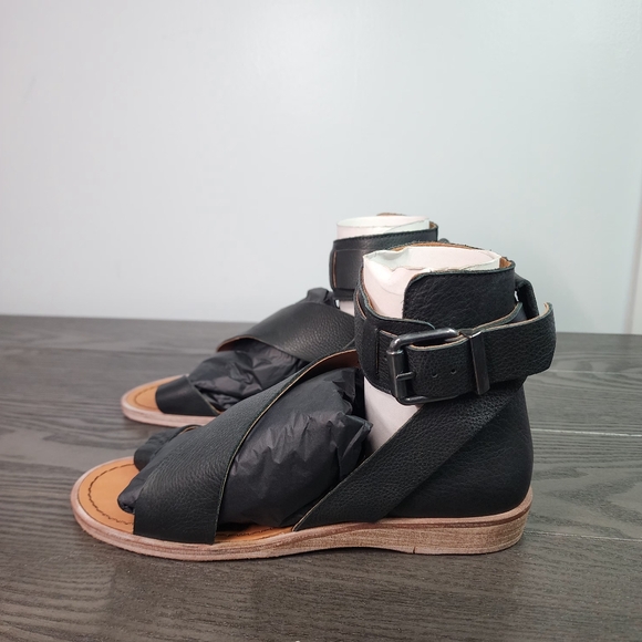 FREE PEOPLE Vale Boot Sandals Black - Picture 7 of 14